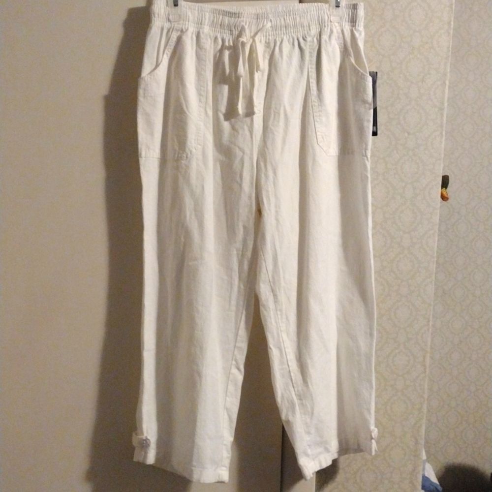 Gloria Vanderbilt casual draw string Capri pants